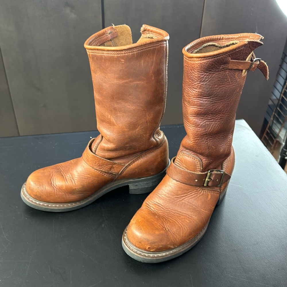 Vintage motorcycle campus boots so cool!